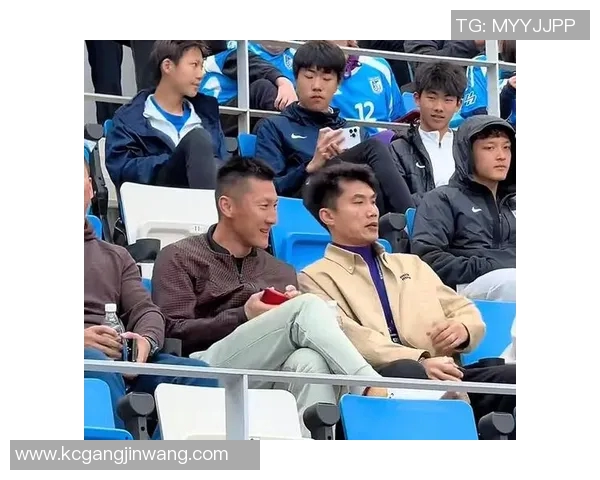 大连足球明星盘点那些曾在大连闪耀的传奇球员与现役明星