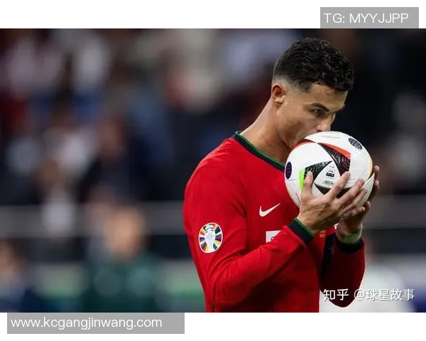 谁是被称为傻的足球明星他的故事与成就令人惊叹